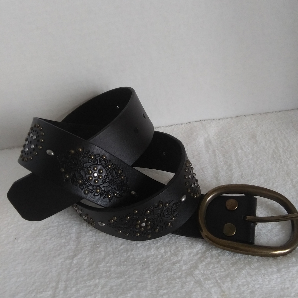 Lucky Brand XS Black w/ Stud Detail